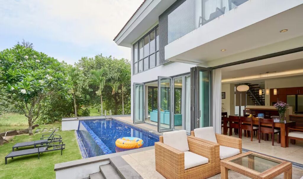 Hometown Sapphire Villa Da Nang