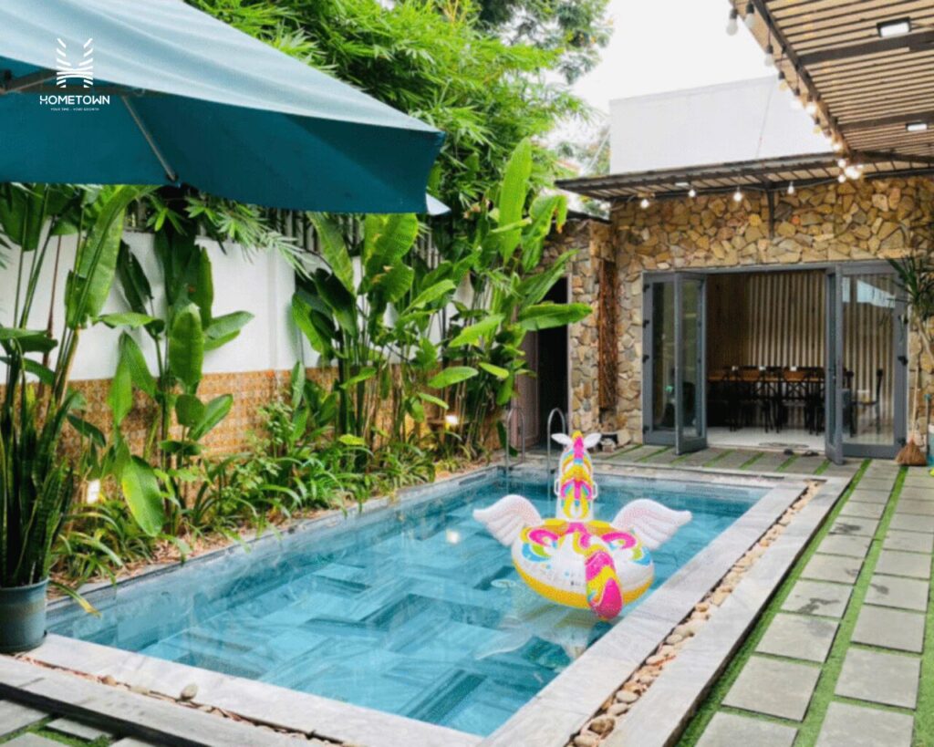 Villa có hồ bơi riêng thuận tiện phục vụ nhu cầu giải trí của khách hàng